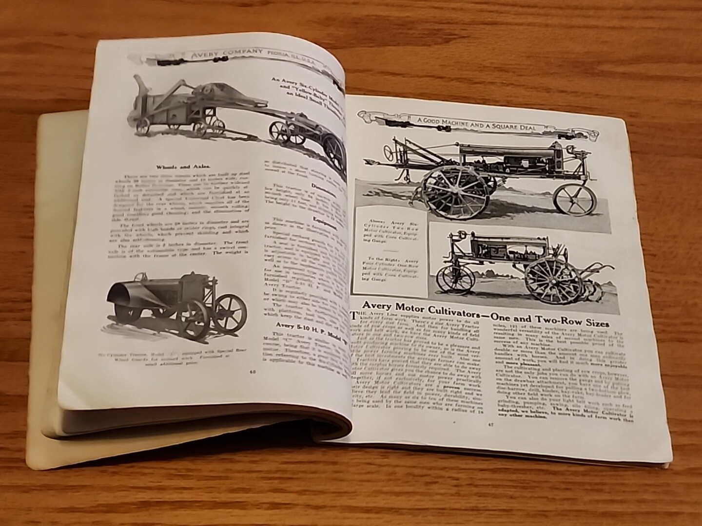 1921 Avery Engine Thrasher Tractor Dealer Catalog Brochure Peoria IL 96 Pages