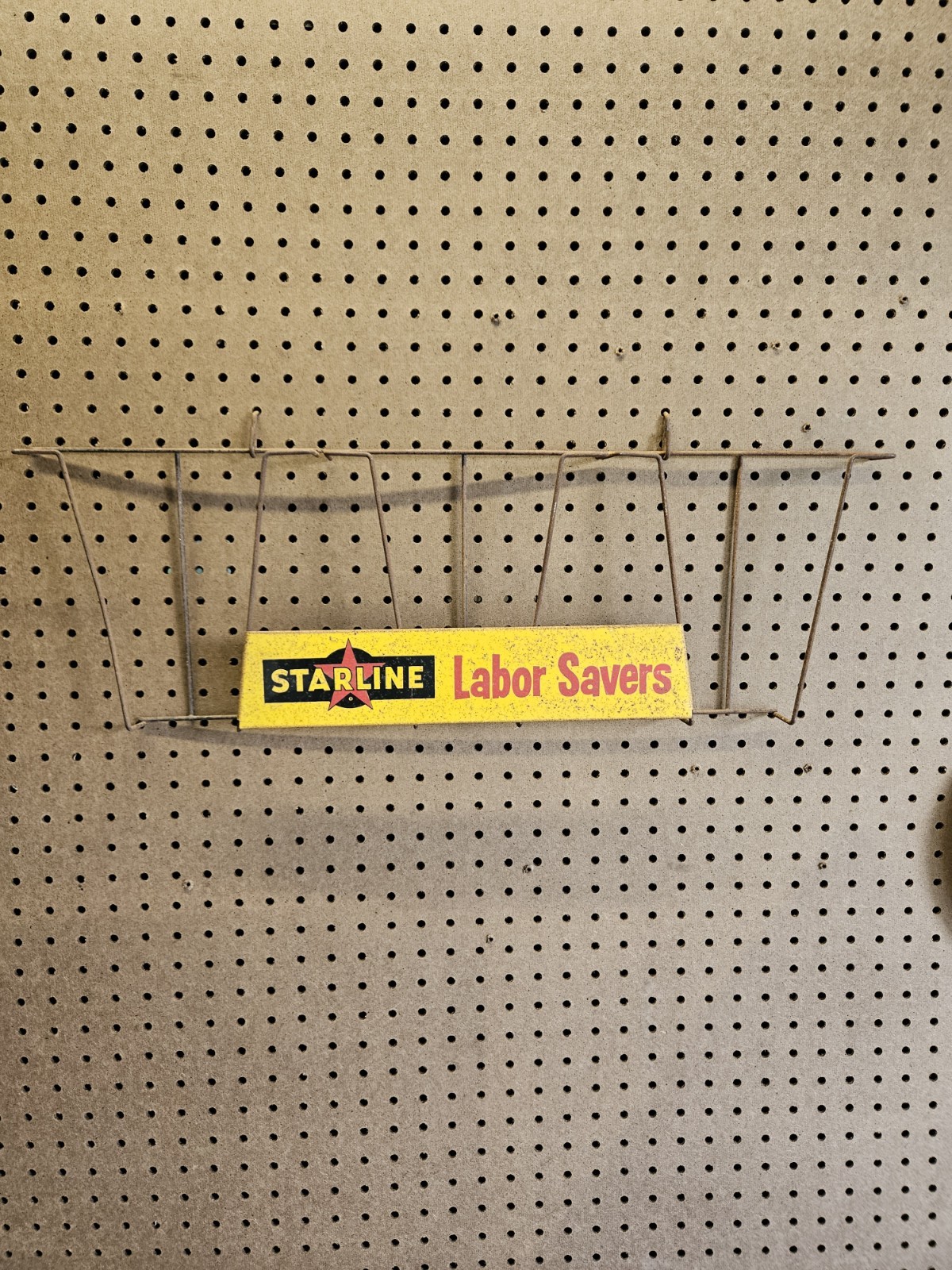 Starline Labor Saver Metal Pegboard Display Arm Hook w/Sign Plate barn cleaner