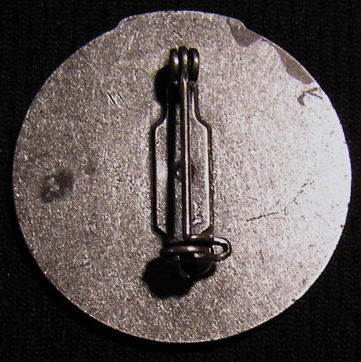 VTG FFA FUTURE FARMERS OF AMERICA DAIRY PRODUCTS JUDGING PIN BADGE