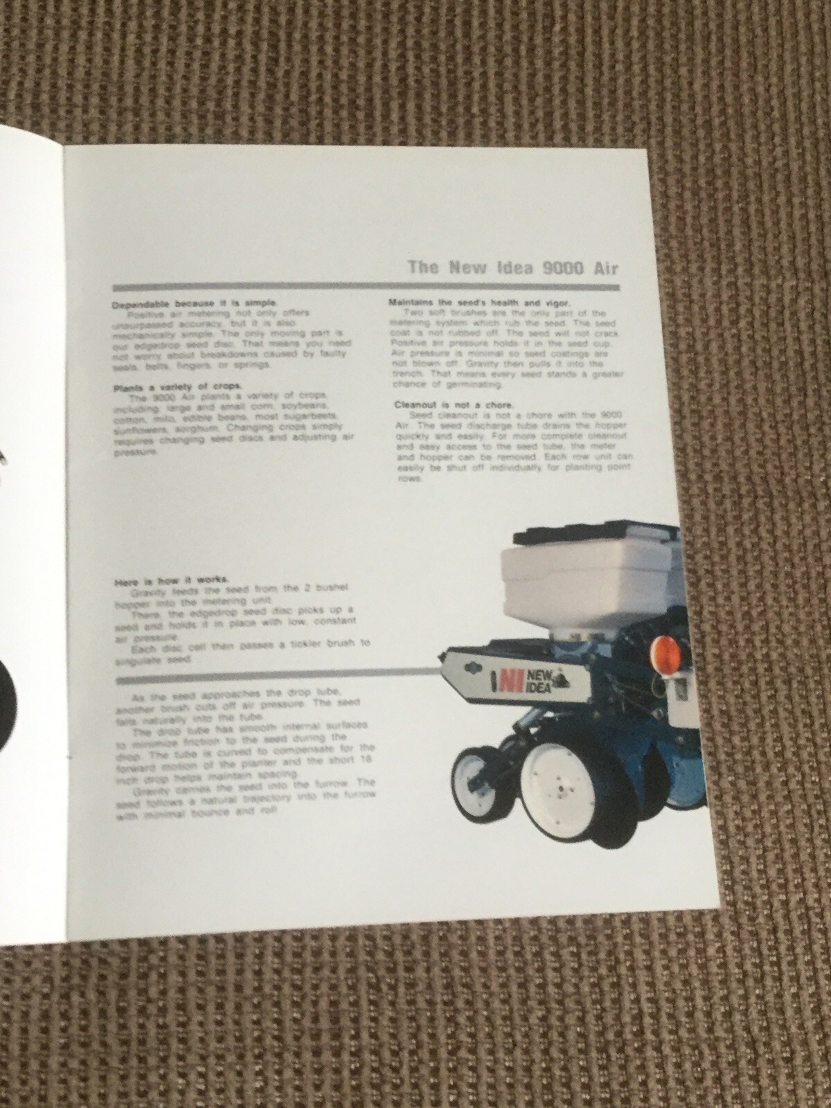 NEW IDEA 9000 AIR SERIES PLANTERS 12 PAGES 1990 Sales Brochure