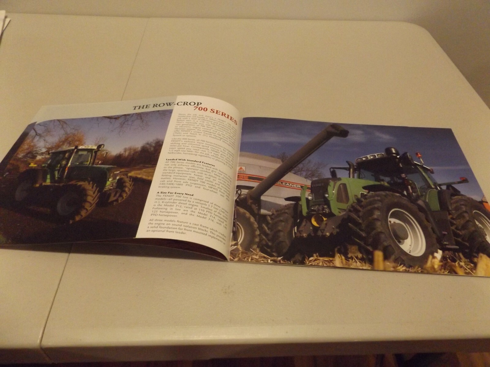 FENDT 400 / 700 SERIES , LIT # FT04013 (11) 10 PD