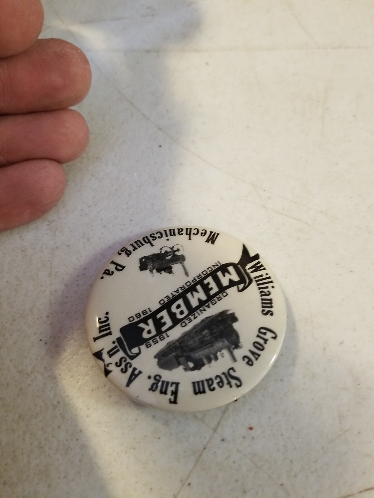 Vintage Williams Grove Steam Engine Assn Member pinback button Mechanicsburg, PA