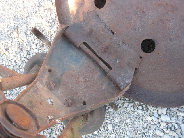 Vintage Rusty Rustic Tractor Seat Implement ????????????? good for decor