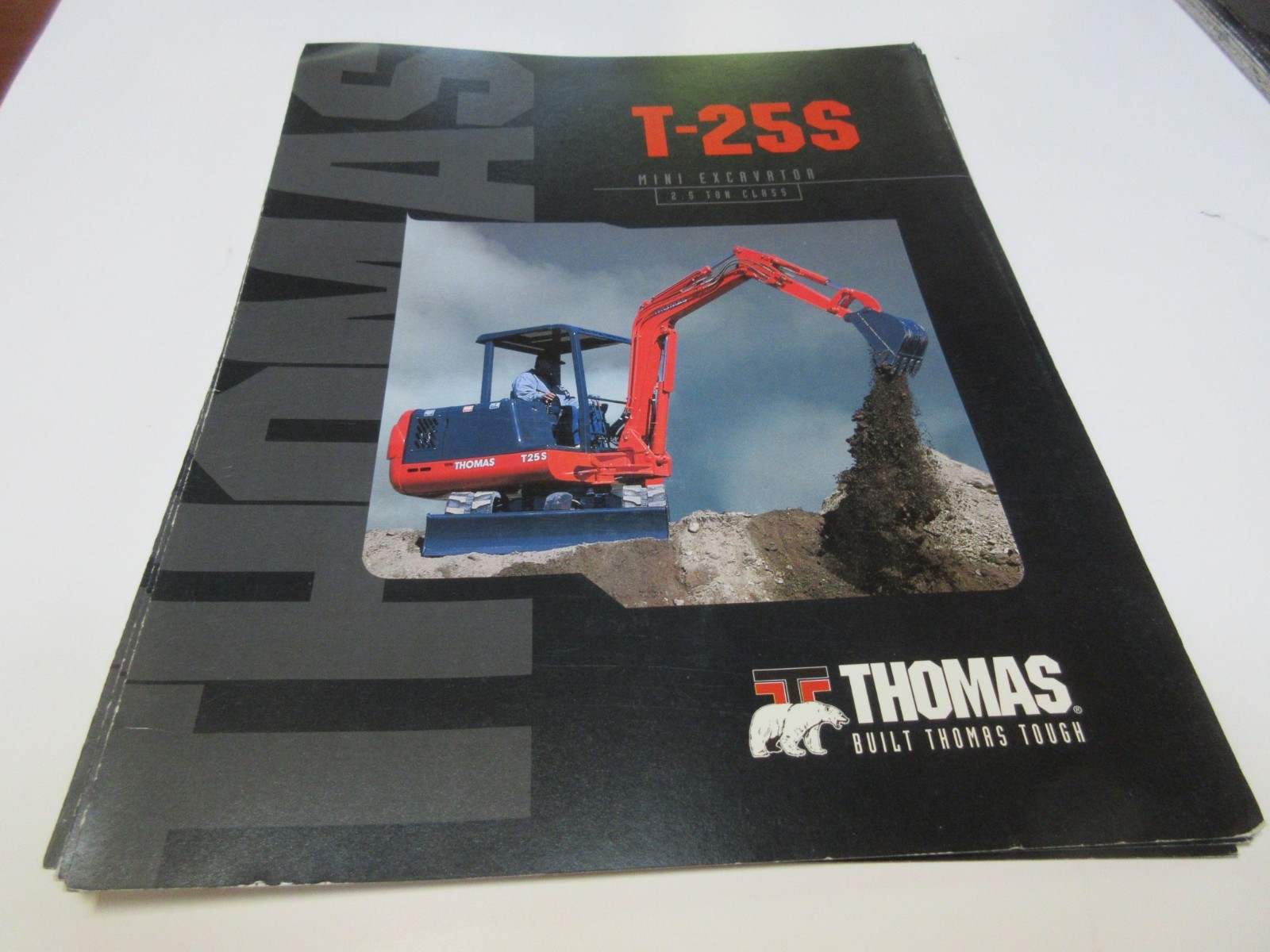 Thomas T-25S Excavator Brochure 4 pages