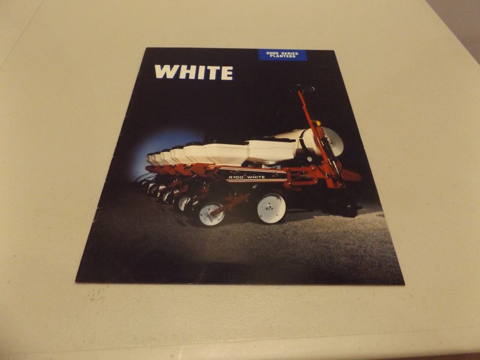 WHITE 6000 SERIES PLANTERS, LIT # 1990
