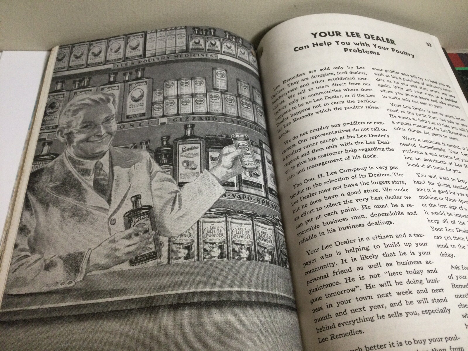 RARE 1948 “THE LEE WAY POULTRY BOOK” FARM GUIDE TO POULTRY HEALTH ILLUSTRATED
