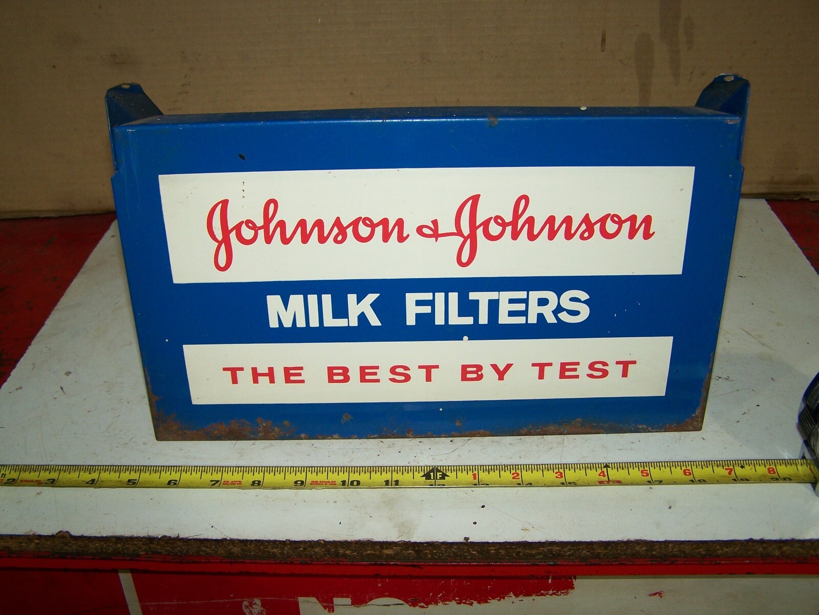 Johnson & Johnson Milk Filter Hanging Steel Box Milkhouse Dispenser Flip Top WOW