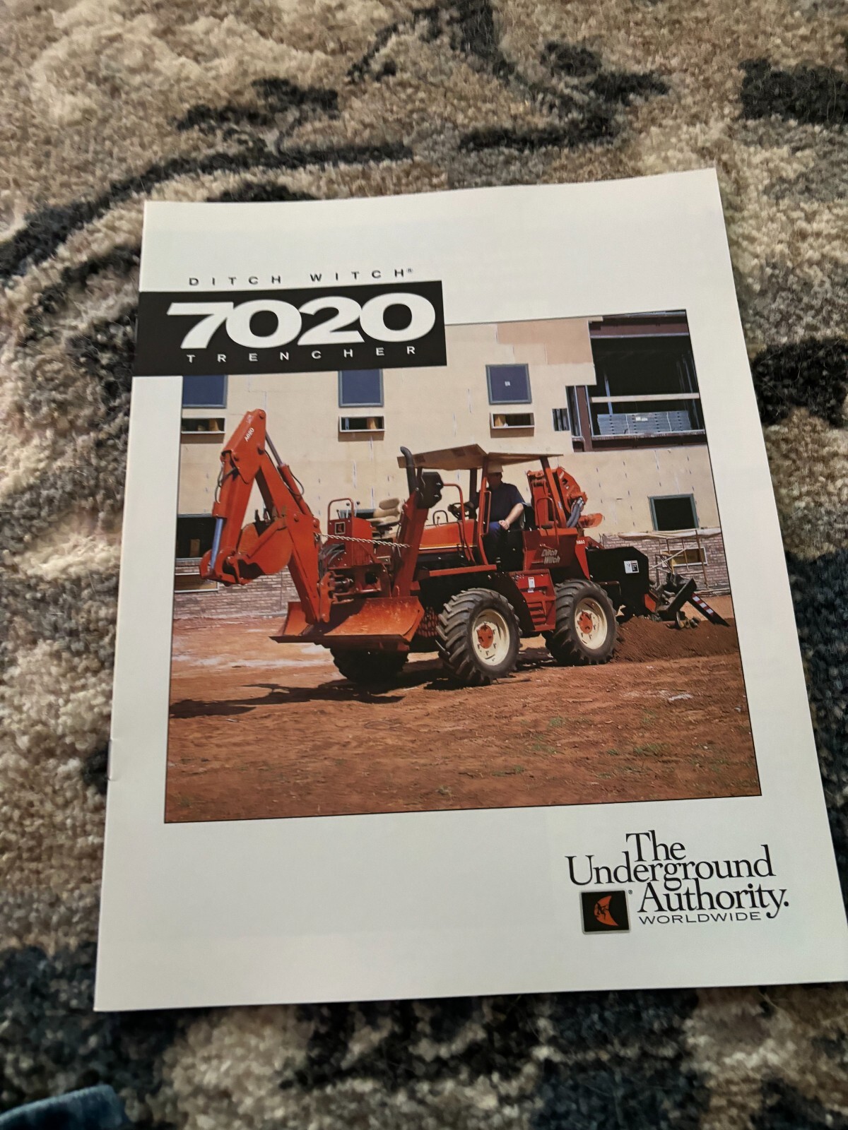 Ditch Witch 7020 Trencher Brochure FCCA24