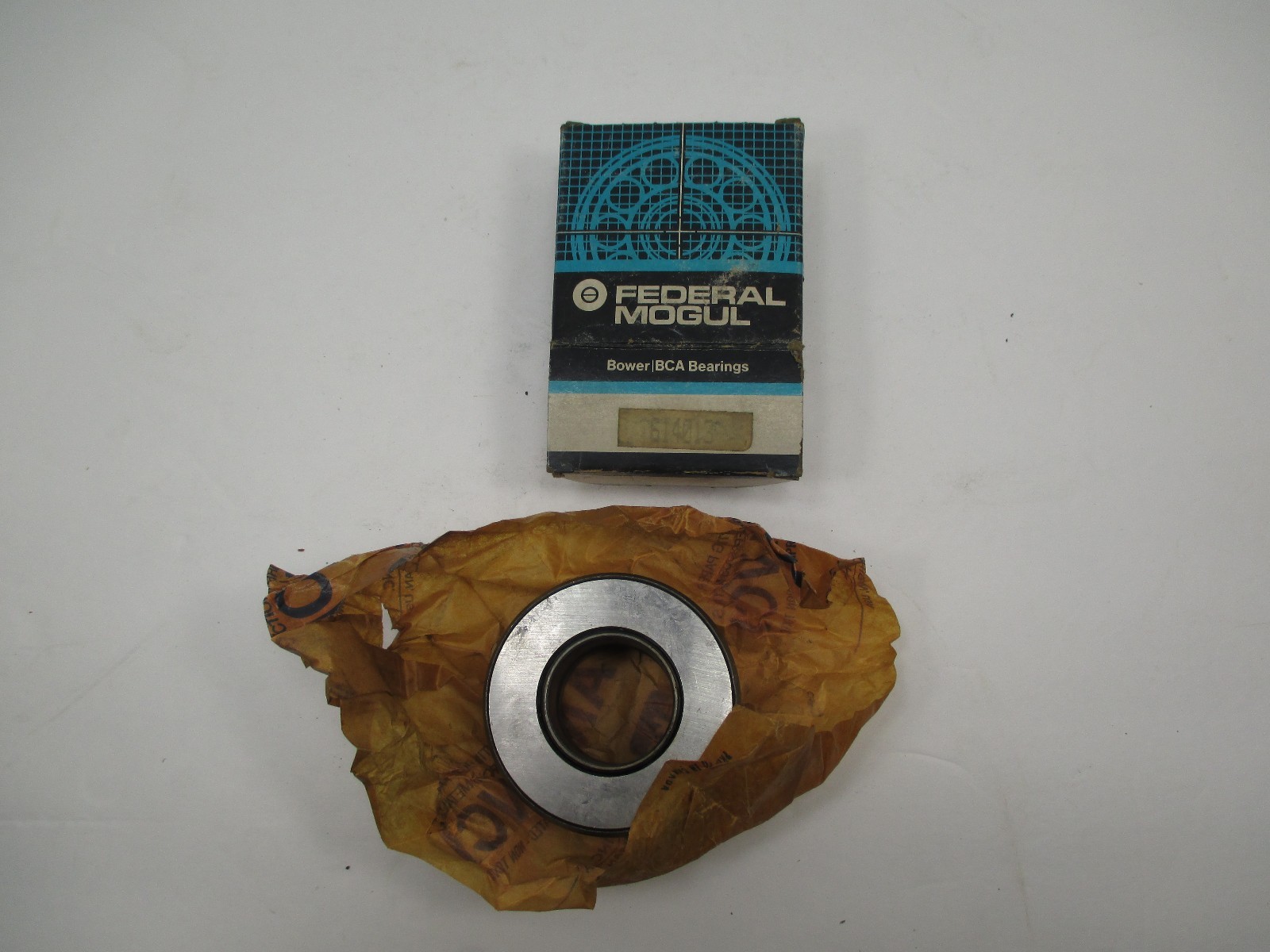 NOS Federal Mogul Part No. F 01447-C Bearing NOS3