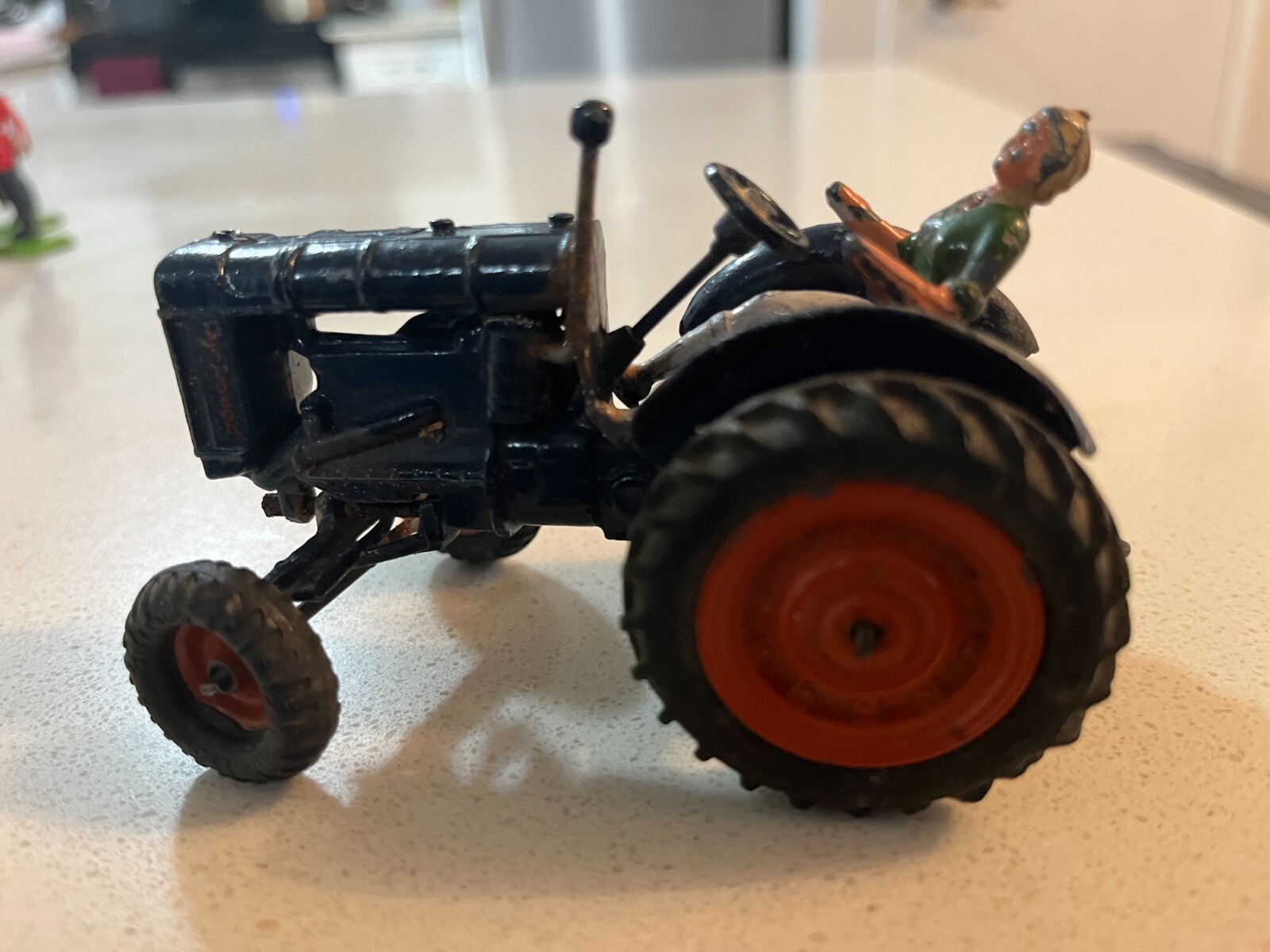 Vintage Boxed Britains No.128F Lead Fordson Major Tractor Model – Rubber Tyres