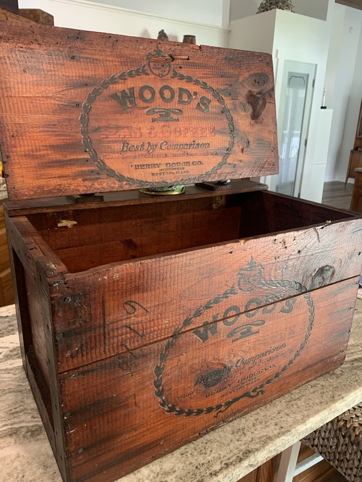 Wood&rsquo;s TEAS & COFFEE BOSTON Mass Wood CRATE Box Early 1900&rsquo;s