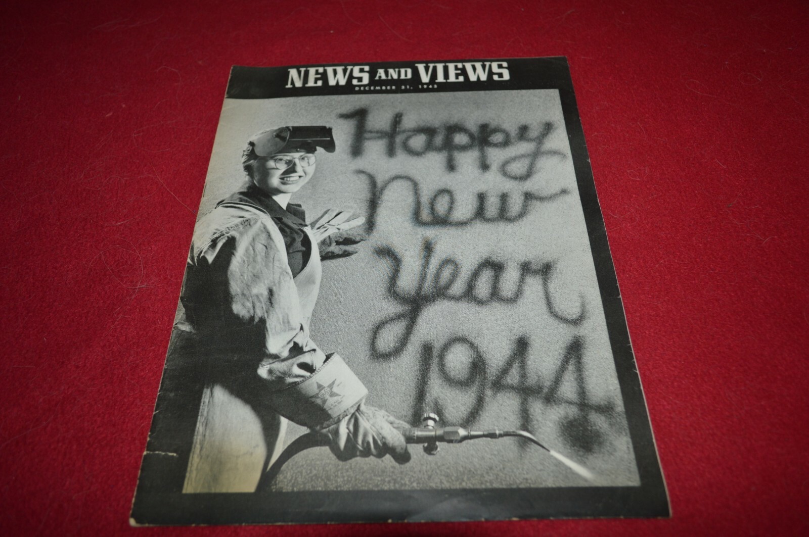 Caterpillar Employee Magazine News & Views Dec 31 1943 Dealer&rsquo;s Brochure AMIL16