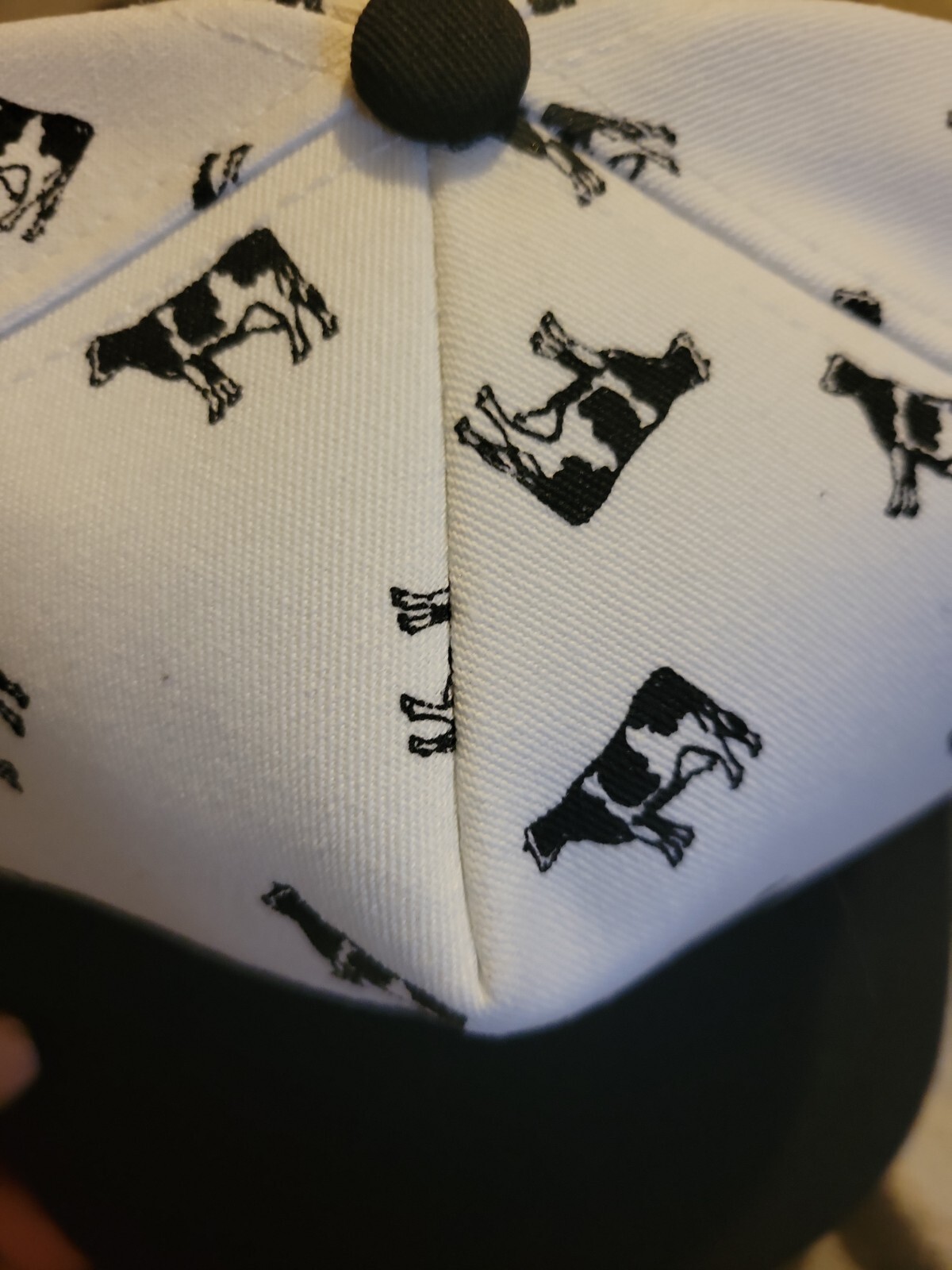 1980s CARGILL NUTRENA FEEDS SNAPBACK BASEBALL CAP