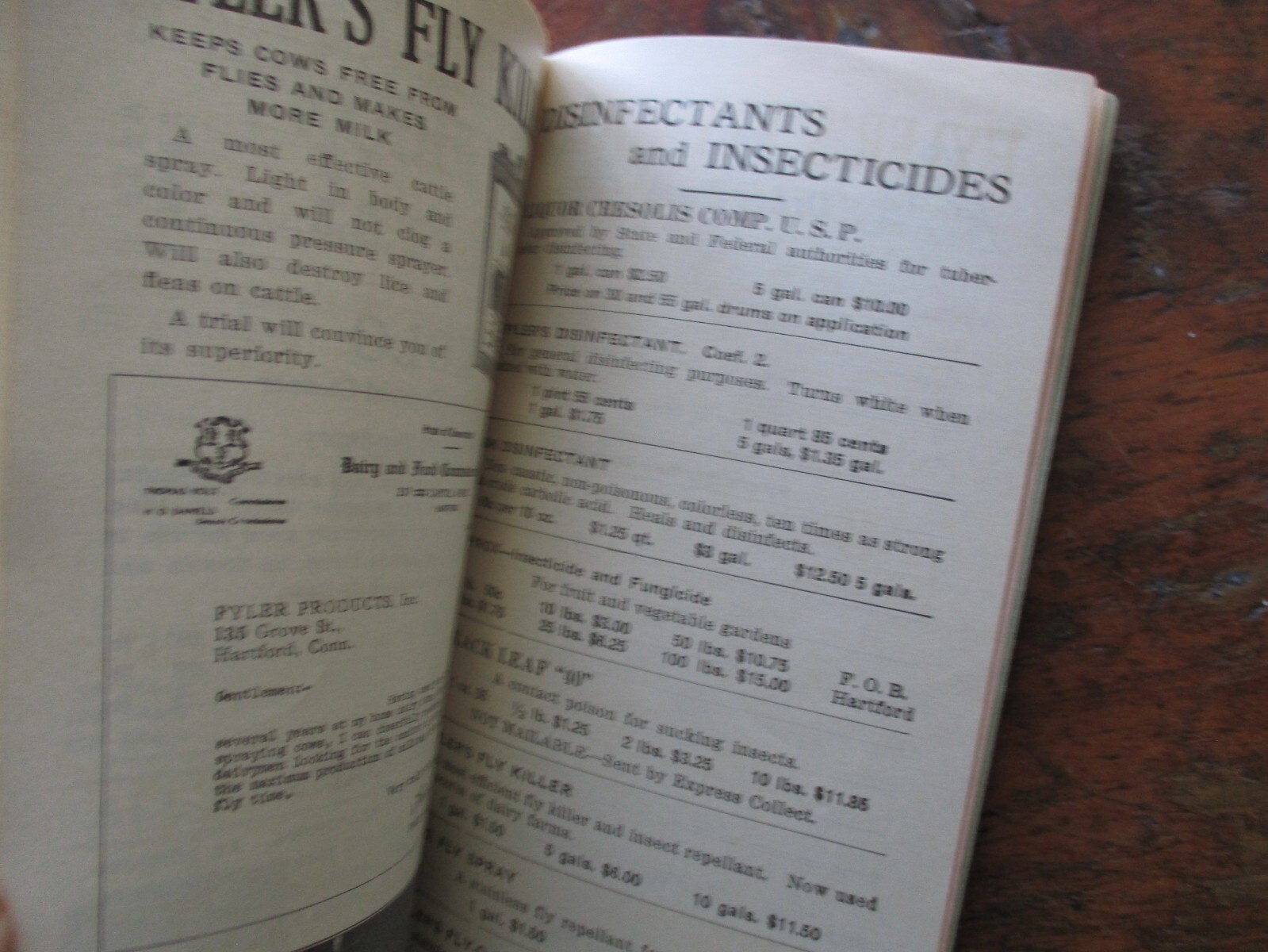Rare 1929 FYLERS catalog POULTRY FARM SUPPLIES 70 pages illustrated /seeds also