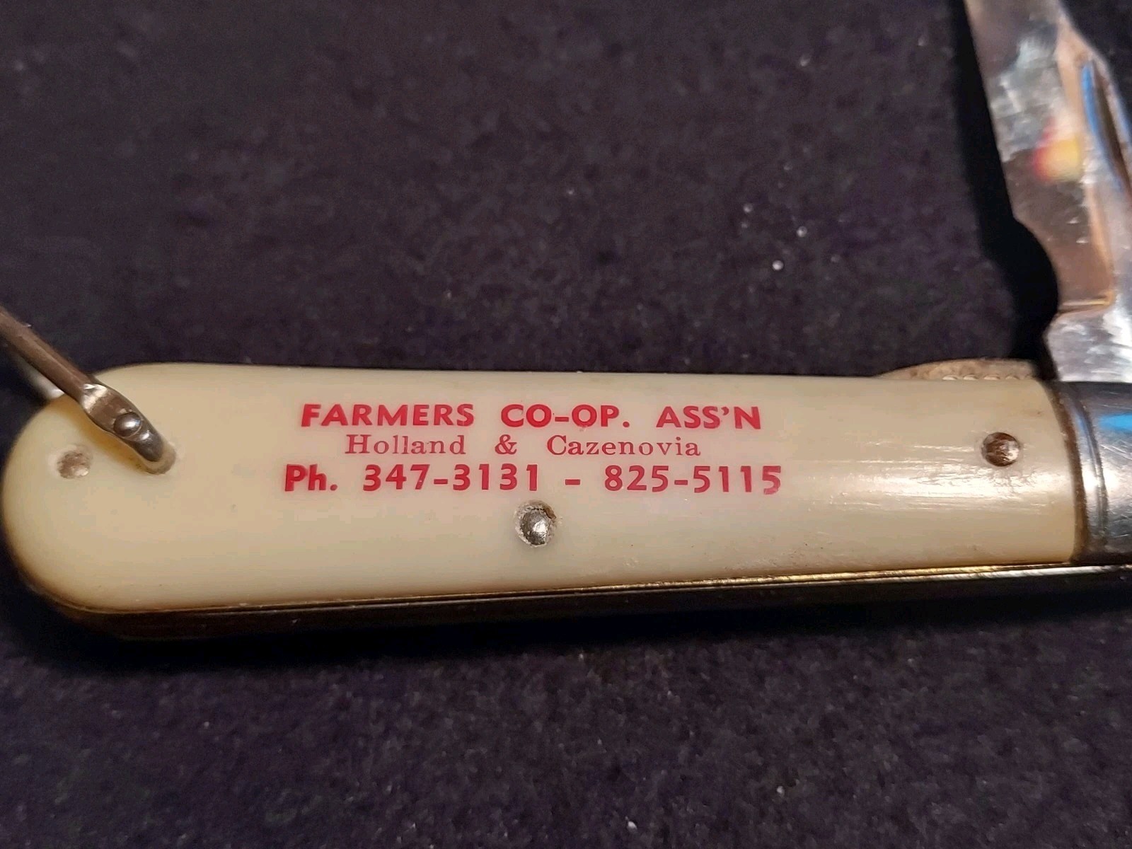 Holland Cazenovia CO-OP Elevator Advertising Pocket Knife Pipestone Minnesota