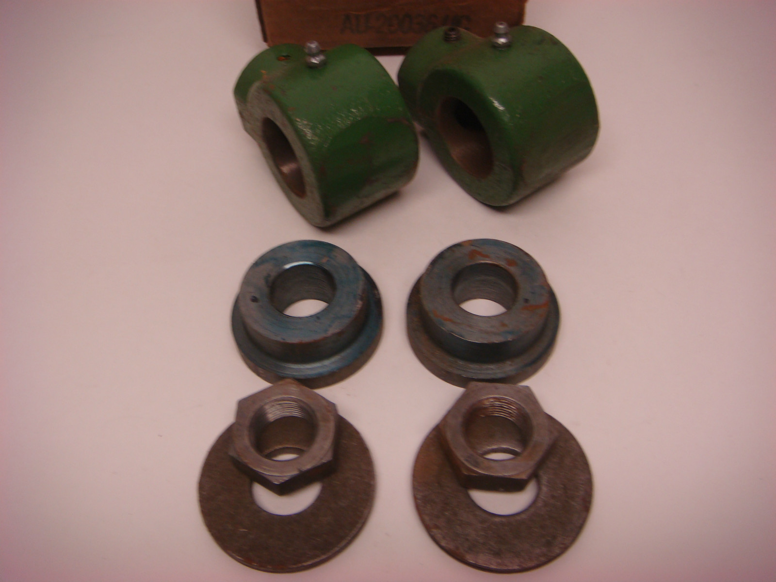 NOS John Deere Part No. AU20036 90 Loader Bucket Cylinder Pivot Ends JD123