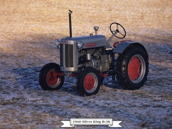 1940 Silver King Model R-38Tractor New Metal Sign: 9×12&Prime; Ships Free