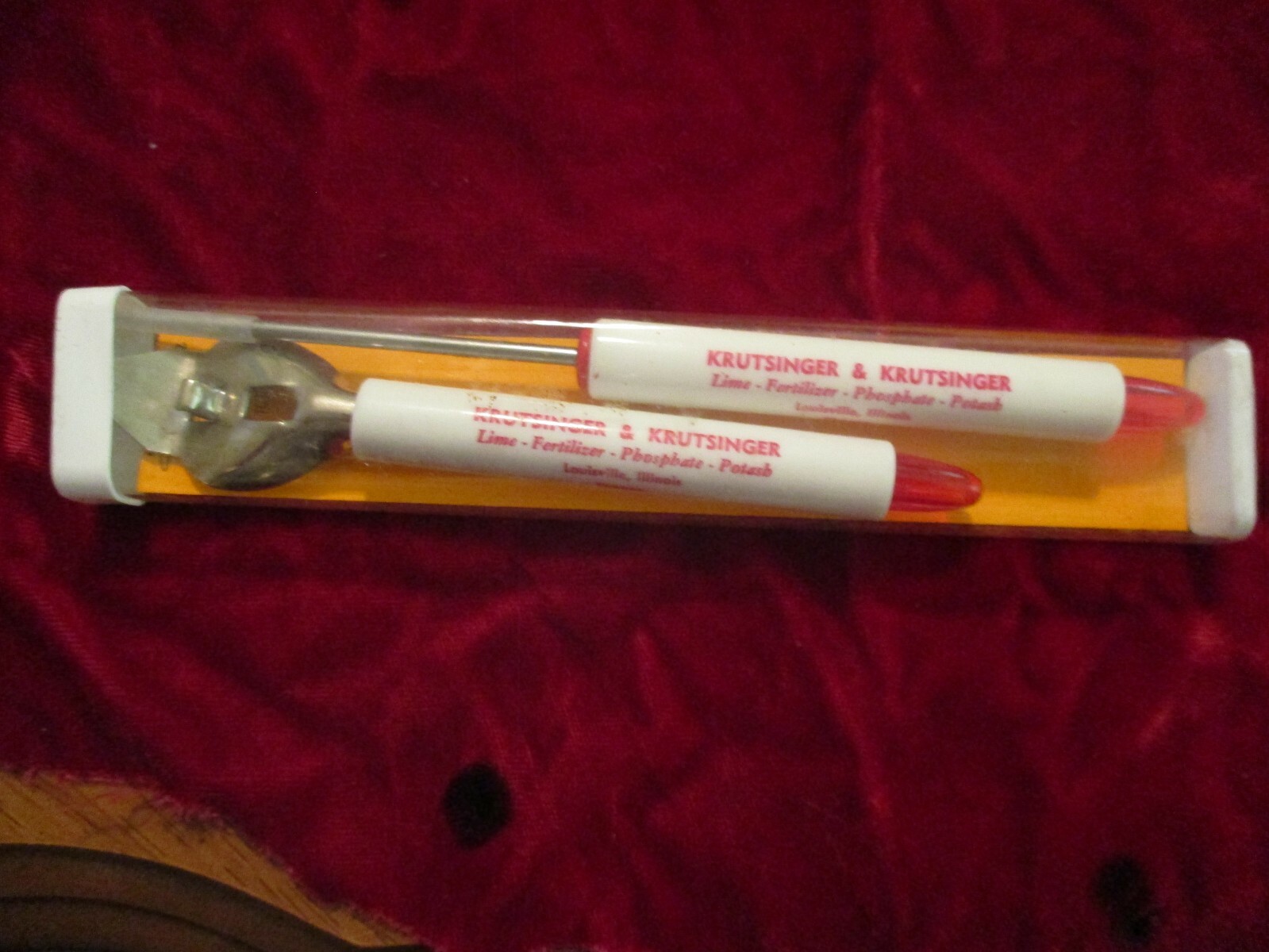 Krutsinger & Krutsinger Lime-Fertilizer-Phoshate-Potash Can Opener Screwdriver