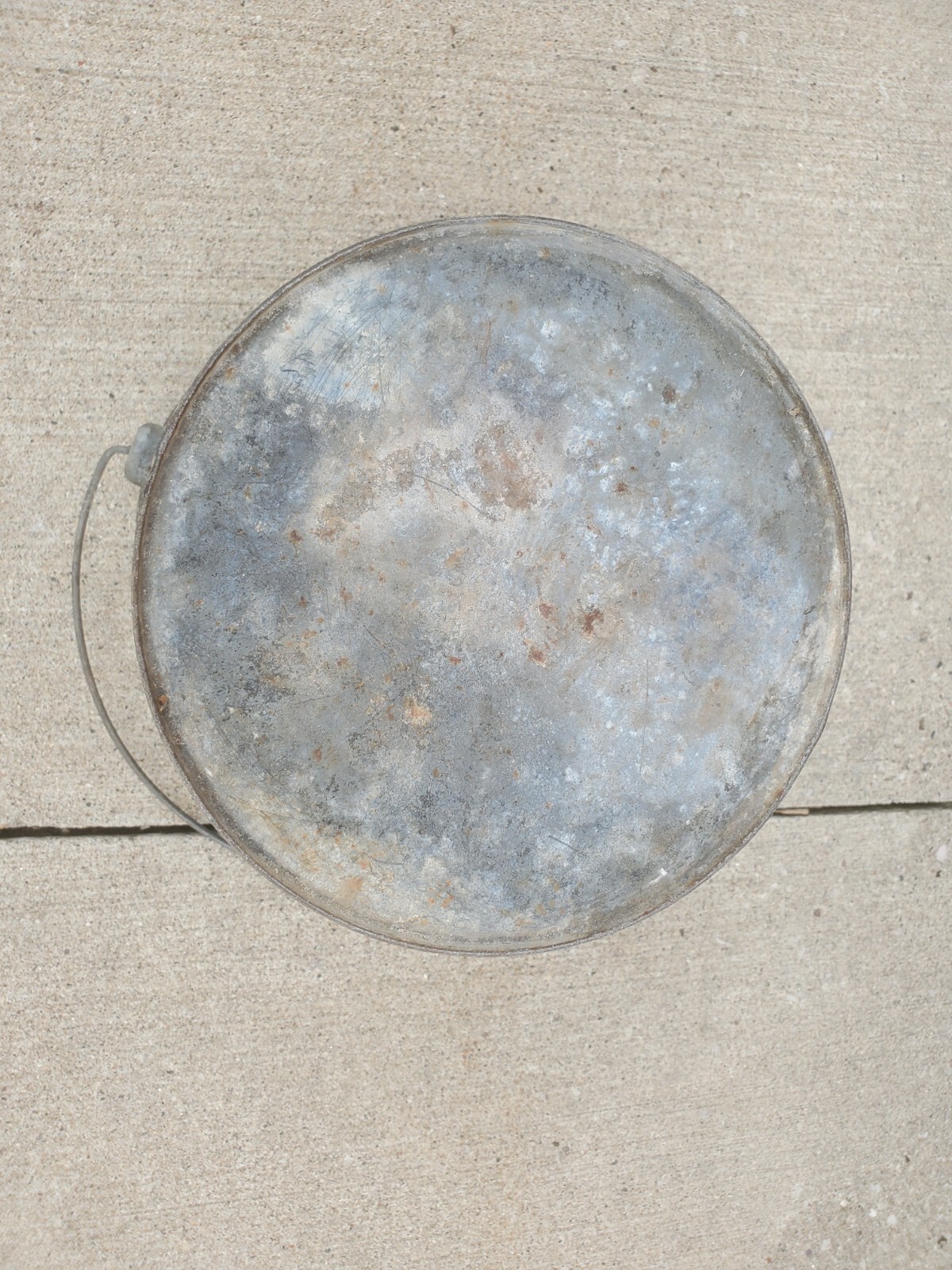7&Prime; Small Galvanized Metal Bucket Co-op Grease XL Pressure Axle Farm Cooperative