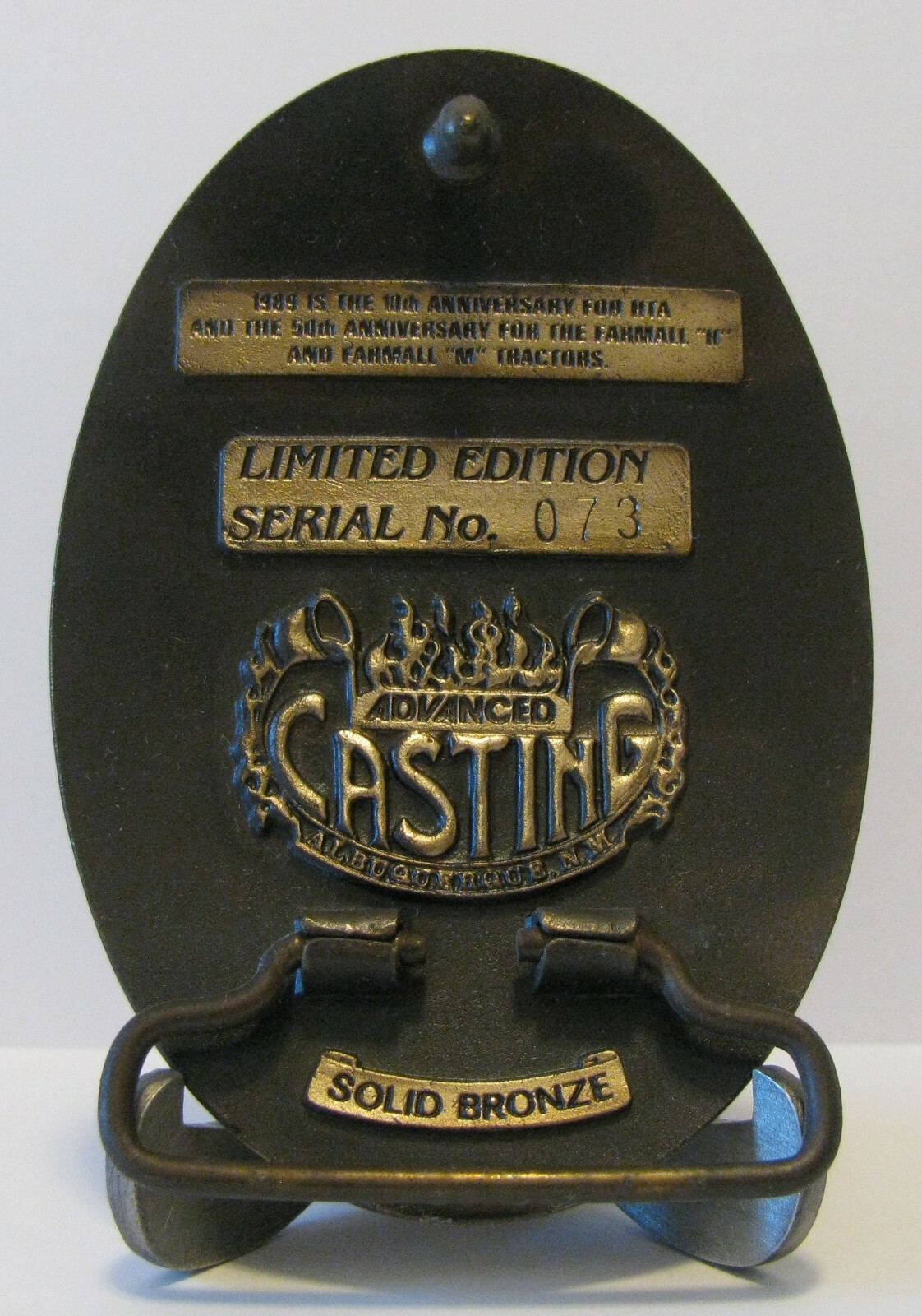 1989 HEATWOLE Threshing Association IH FARMALL H M Tractor Bronze Belt Buckle 73
