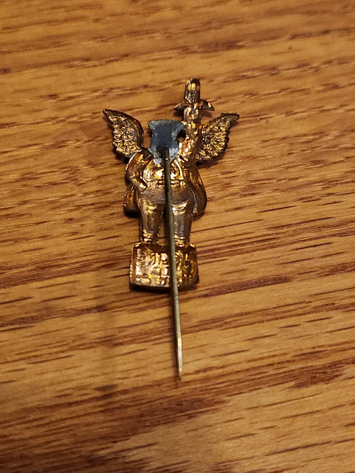 Moline Plow Co Flying Dutchman Corn Stickpin Pin Advertising