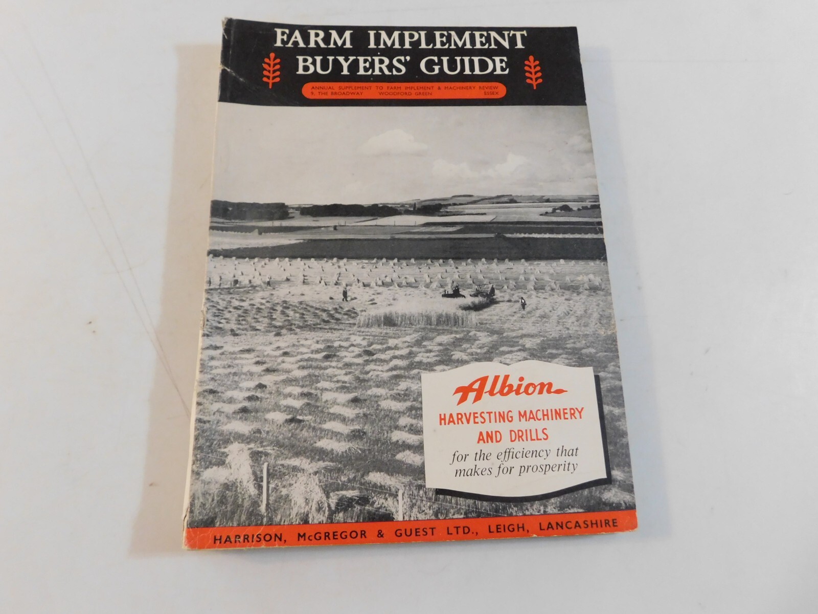 1952-53 FARM IMPLEMENT BUYER&rsquo;S GUIDE ENGLAND WINNROWERS LAND ROLLERS TEA CUTTERS