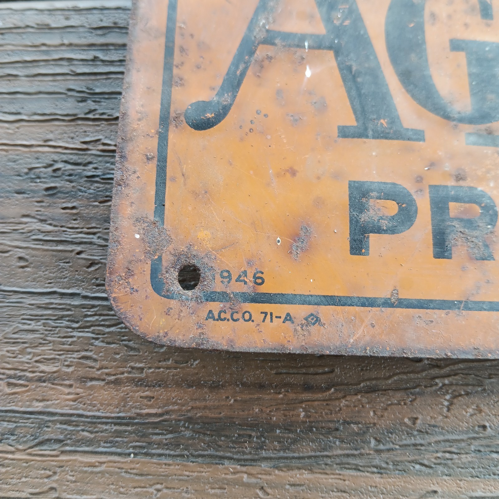 Vintage 1946 American Agriculturist Member Protective Service Sign