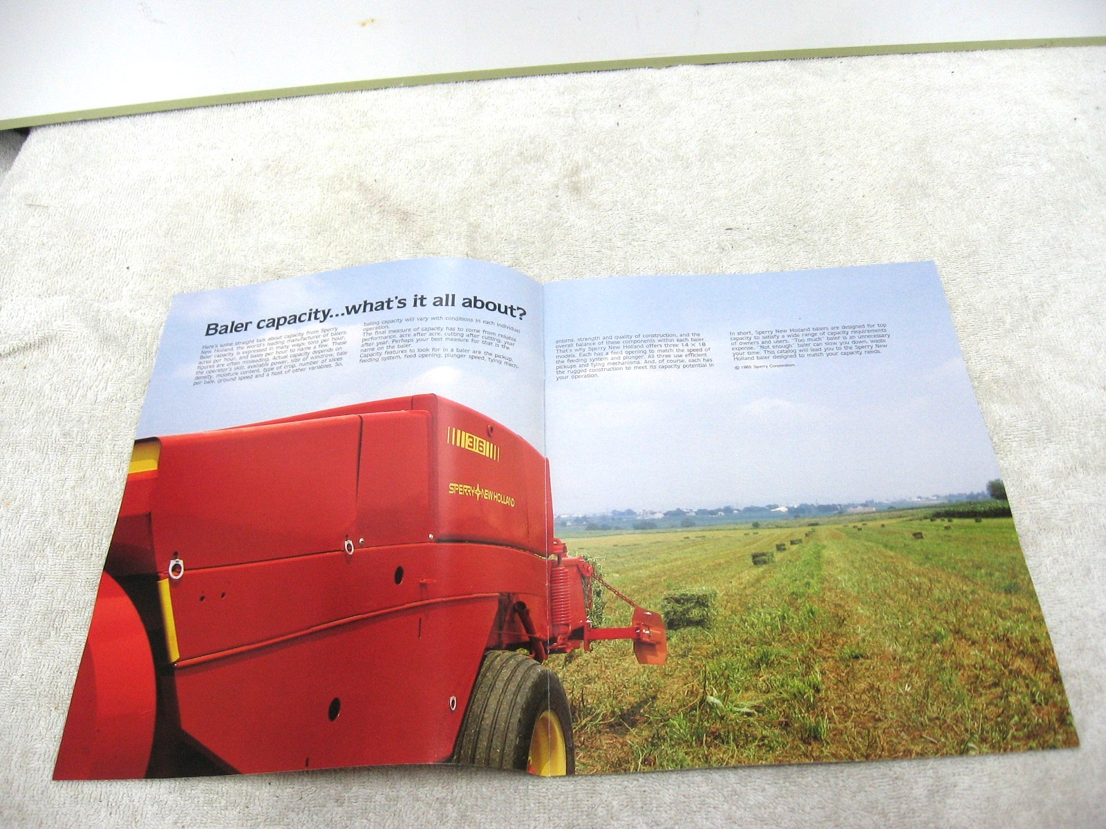 VINTAGE 1985 FORD NEW HOLLAND TRACTOR BALER BALERS BROCHURE 311 316 326