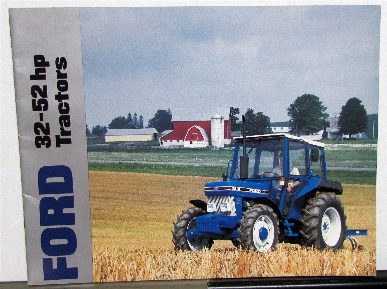 1986 Ford 32 52HP Tractors Specifications Agriculture Sales Brochure