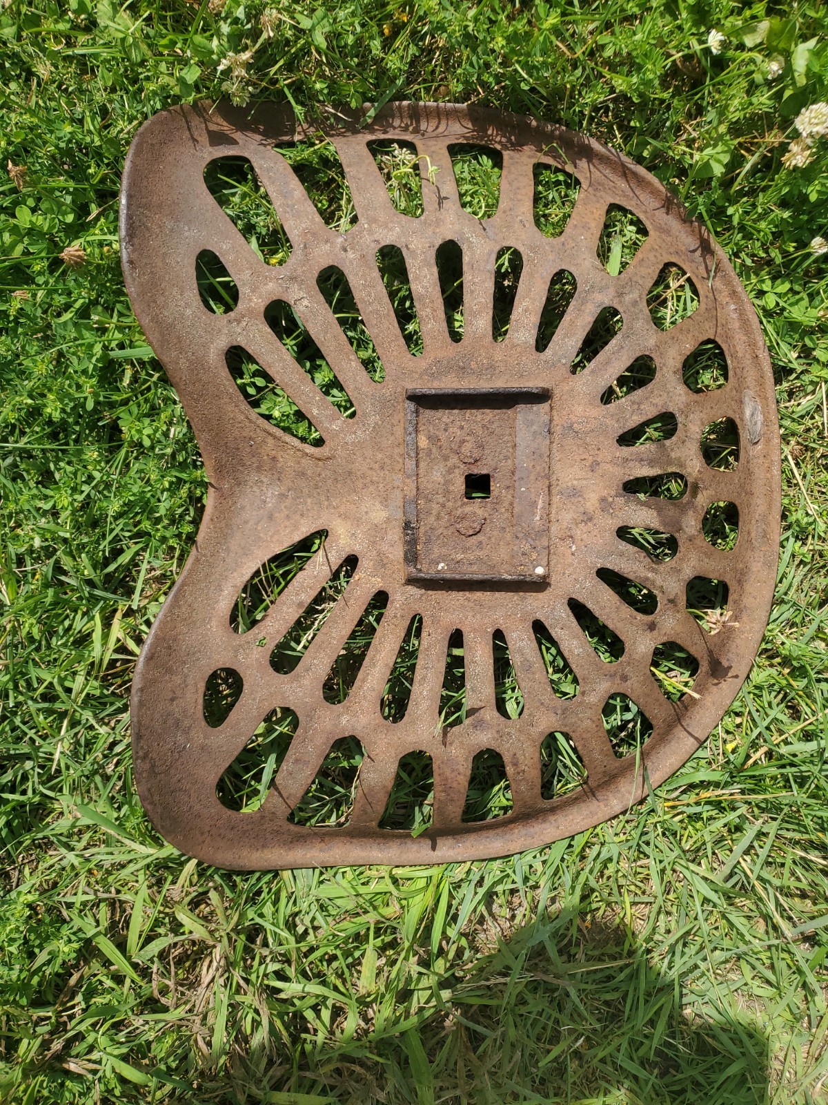 Vintage Deering Cast Iron Tractor Seat Antique Farm Equipment