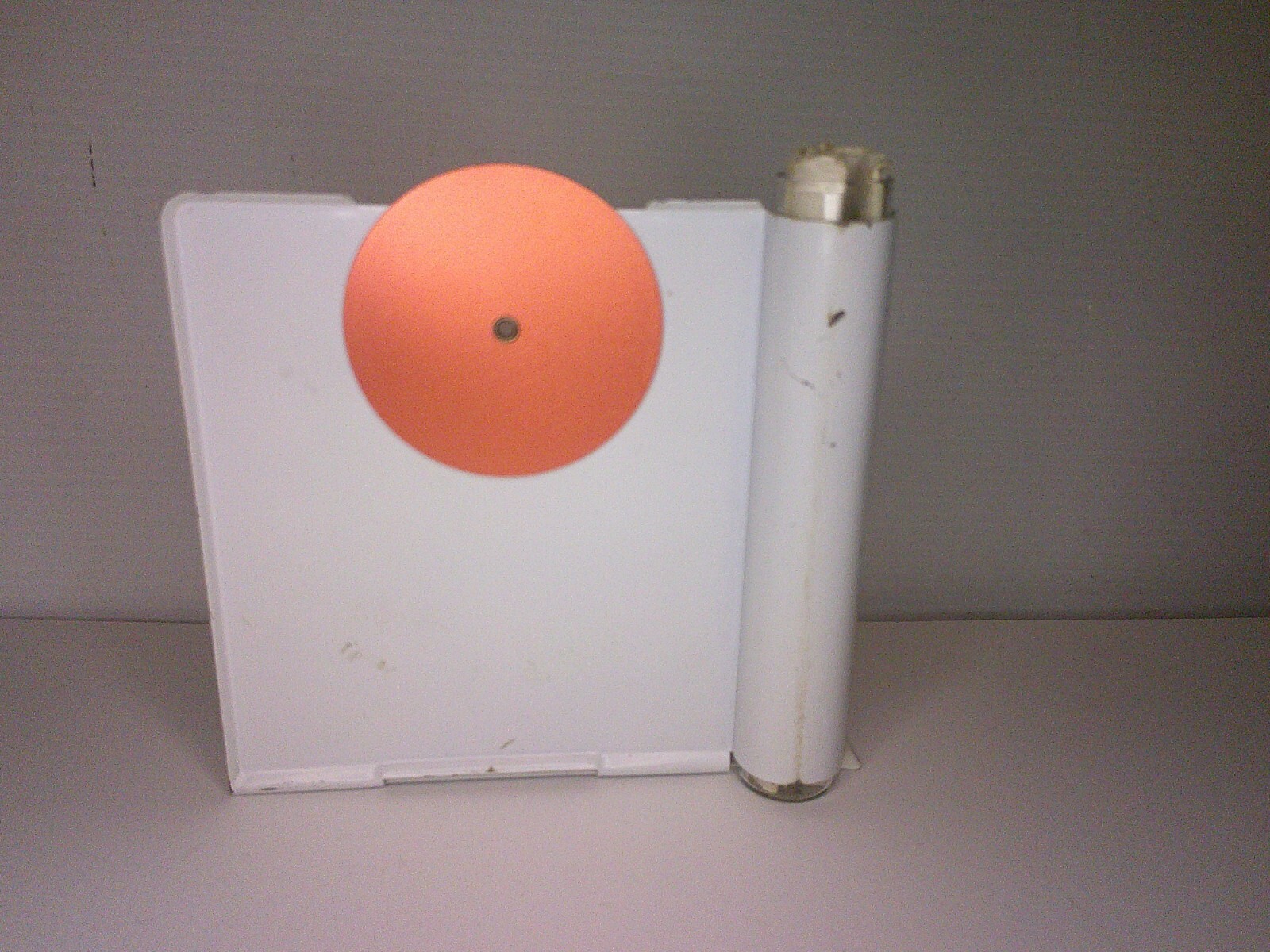 Metal outdoor advertising rain gauge w/ inst. Senesac Inc. Wellington, Ill. Z150