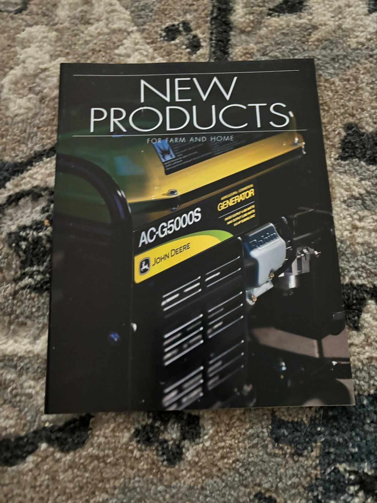 John Deere New Products For Farm & Home For 2004 Brochure FCCA24