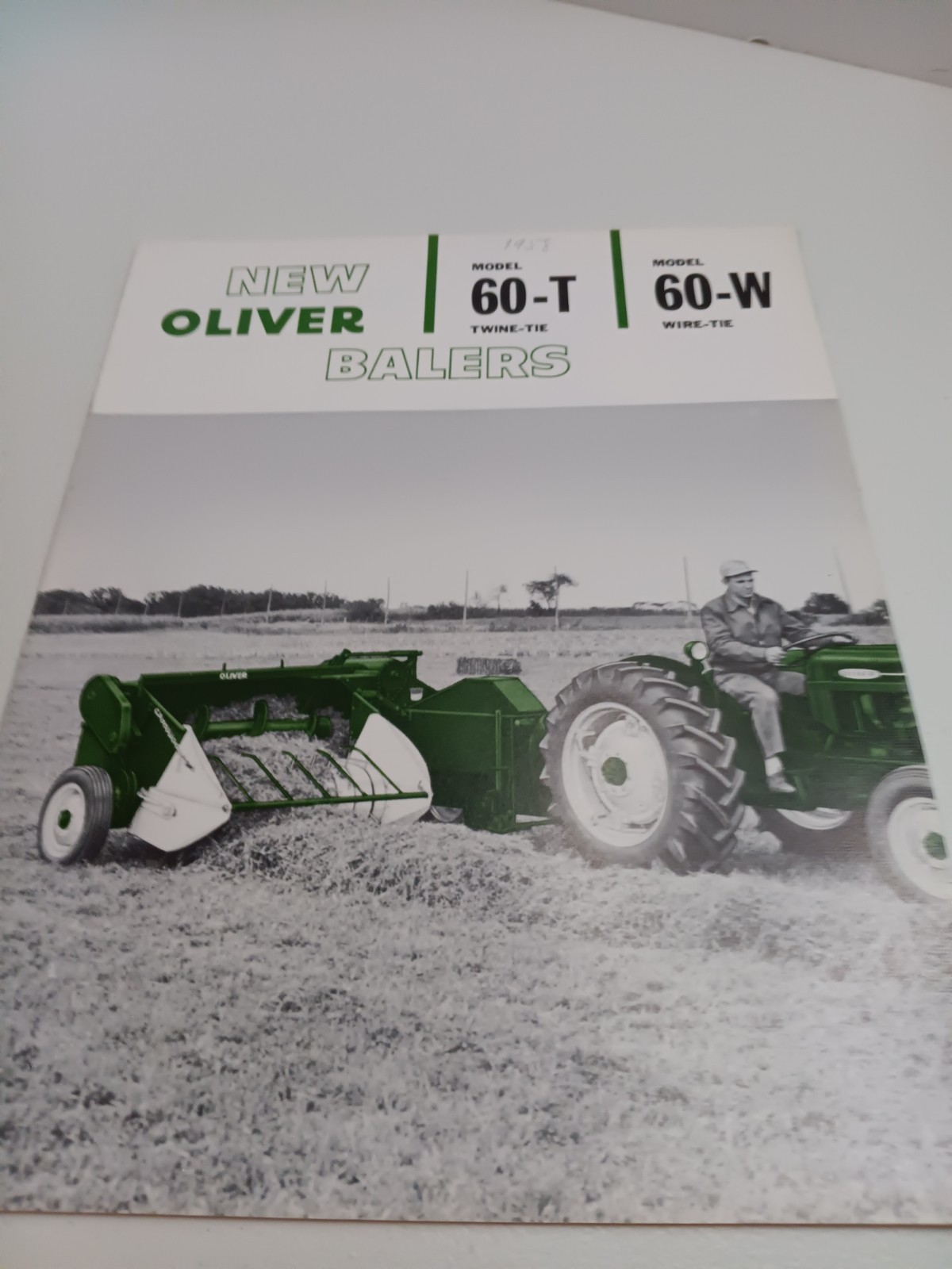 Oliver Model 60T & 60W Balers Twine & Wire Tractor Dealers Sales Brochure 1958