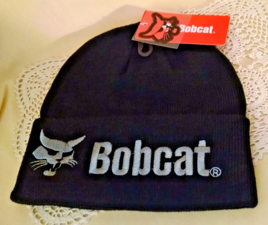 Bobcat Hat New Skull Knit Black Gray Logo Embroidered NWT One Size Winter Cap