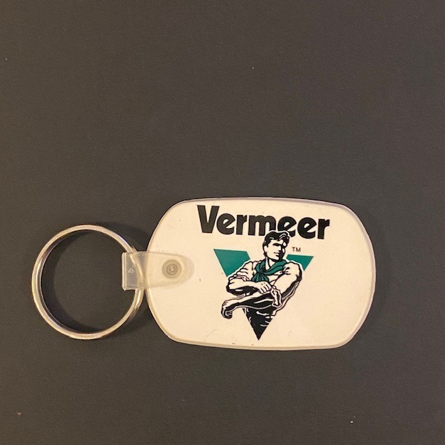 Vintage Pella Iowa Vermeer Manufacturing Farm Ag Equipment IA Keychain Key Ring