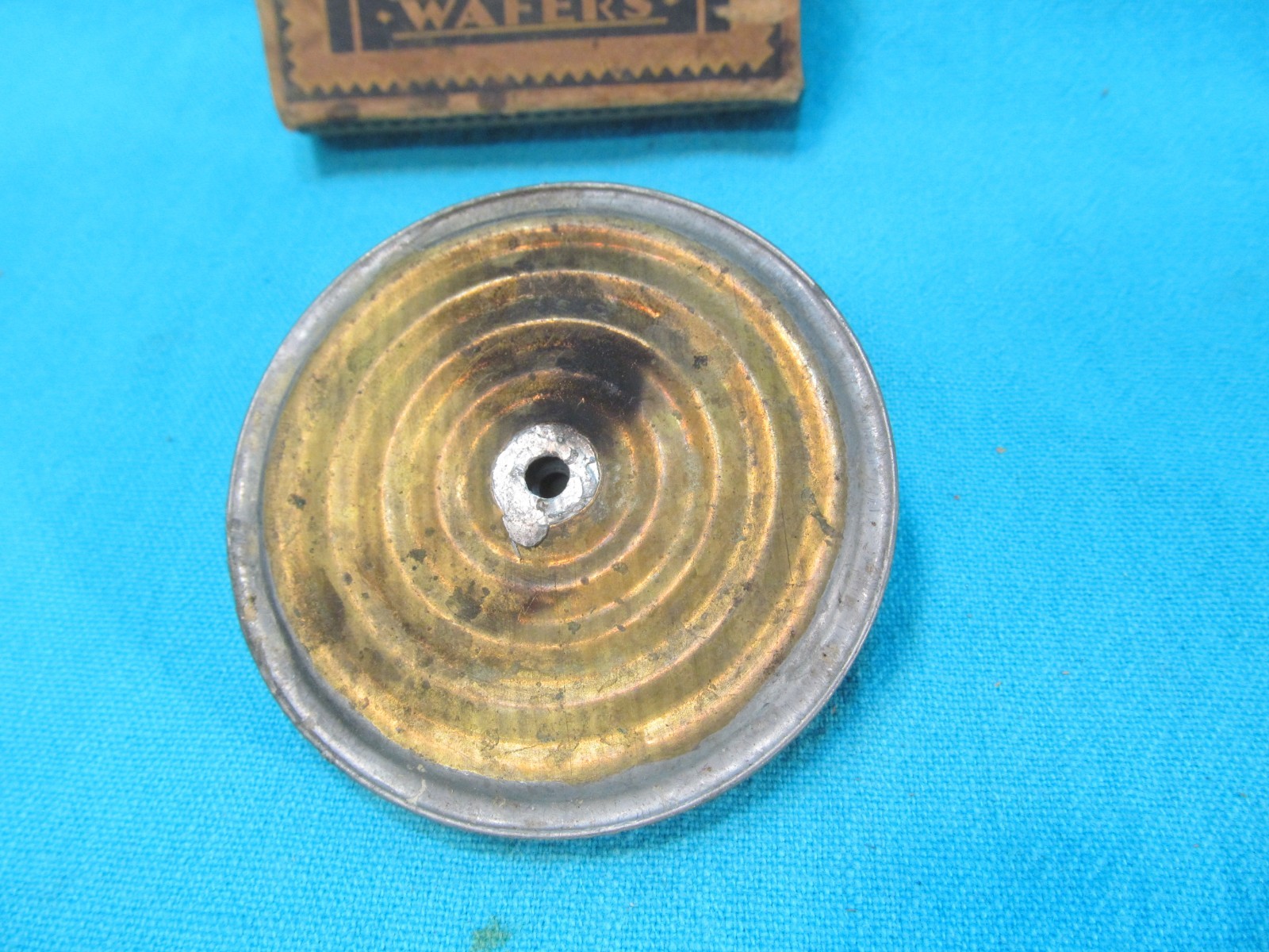 OAKES STURDY-BOY No. 416 BROODER WAFERS FOR COAL & OIL STOVES