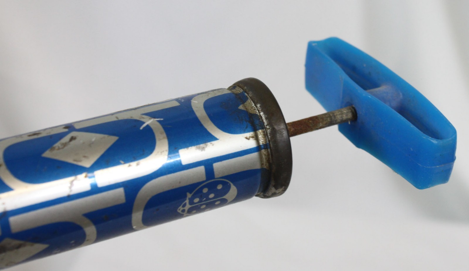 Vtg Hudson Sprayer Duster Metal Hand Pump Canister Blue Silver Retro Farming