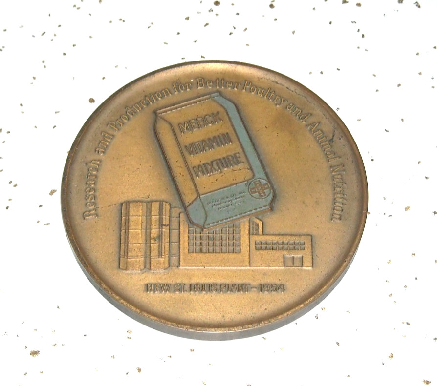Antique 1954 Merck Vitamin Mixture Medallion – New St. Louis Plant