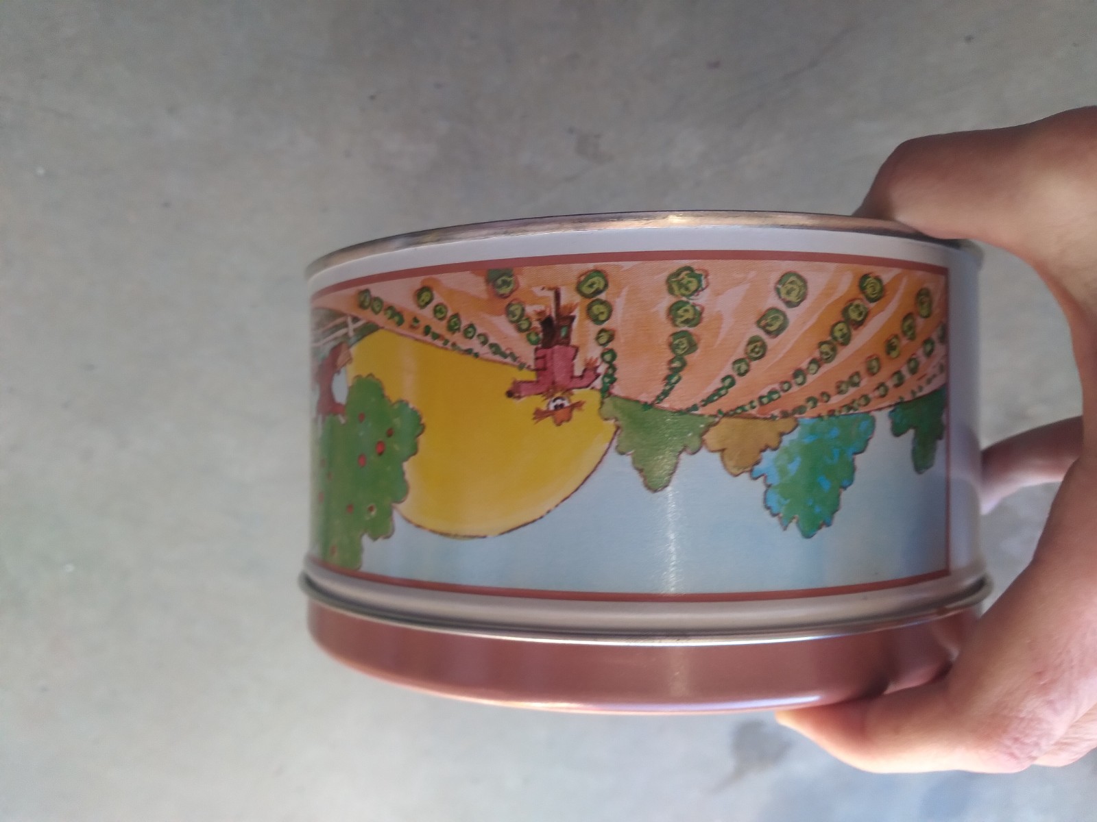 Farming Round Tin Barn Farm Collectible Corn Field Vintage
