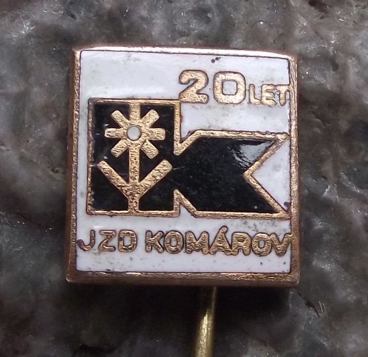 JZD Czechoslovakia Agricultural Collective Farming Union Komarov Farm Pin Badge