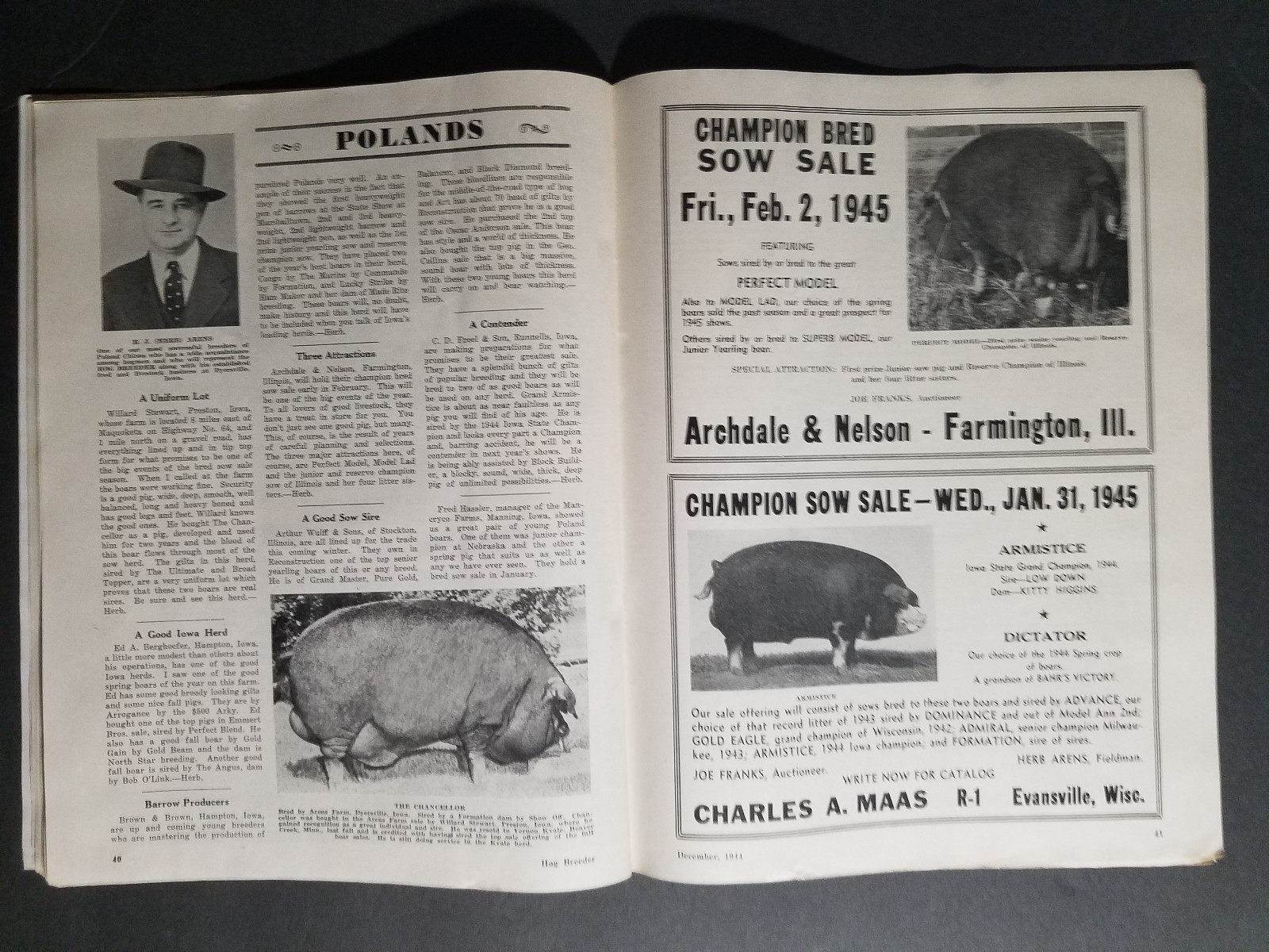 December 1944 Hog Breeder Magazine