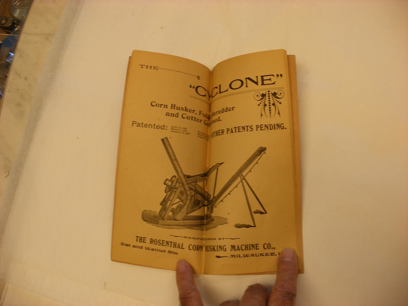 Vtg Farm Agriculture Equipment Catalog Cyclone Corn Husker Rosenthal Machine Co.