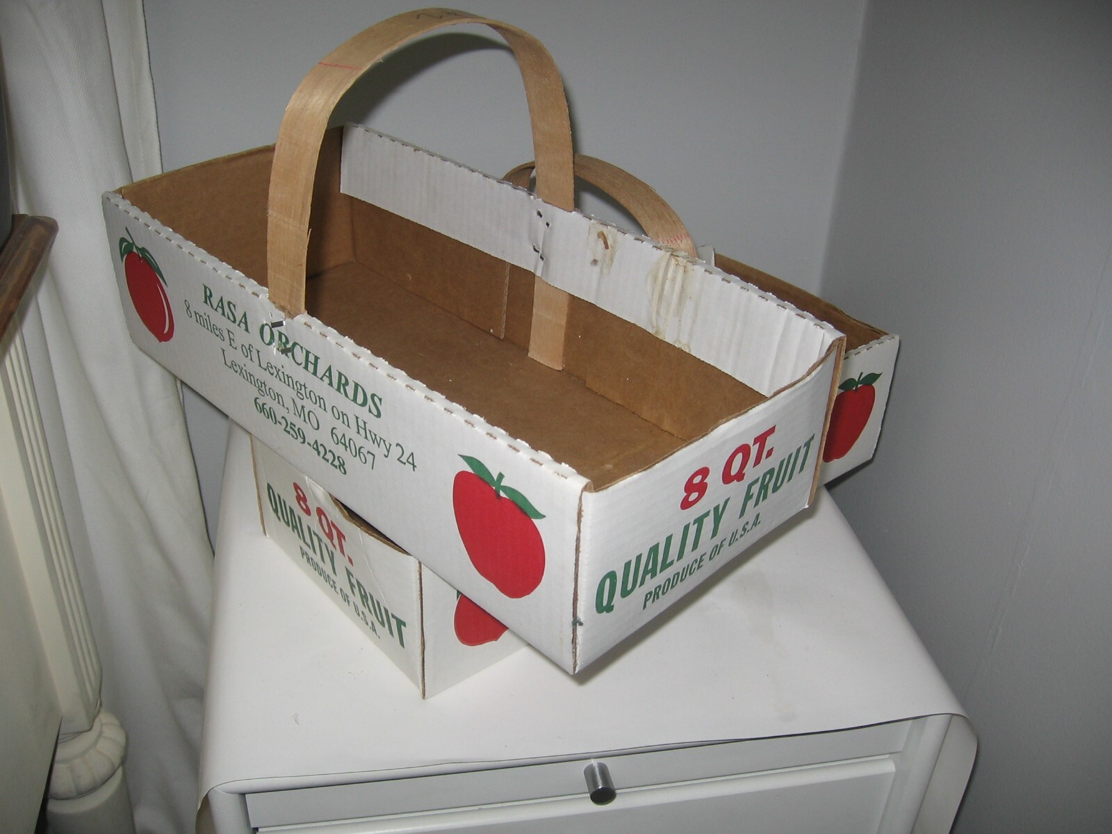 2 cardboard berry / fruit / garden baskets Rasa Orchards Lexington Mo.