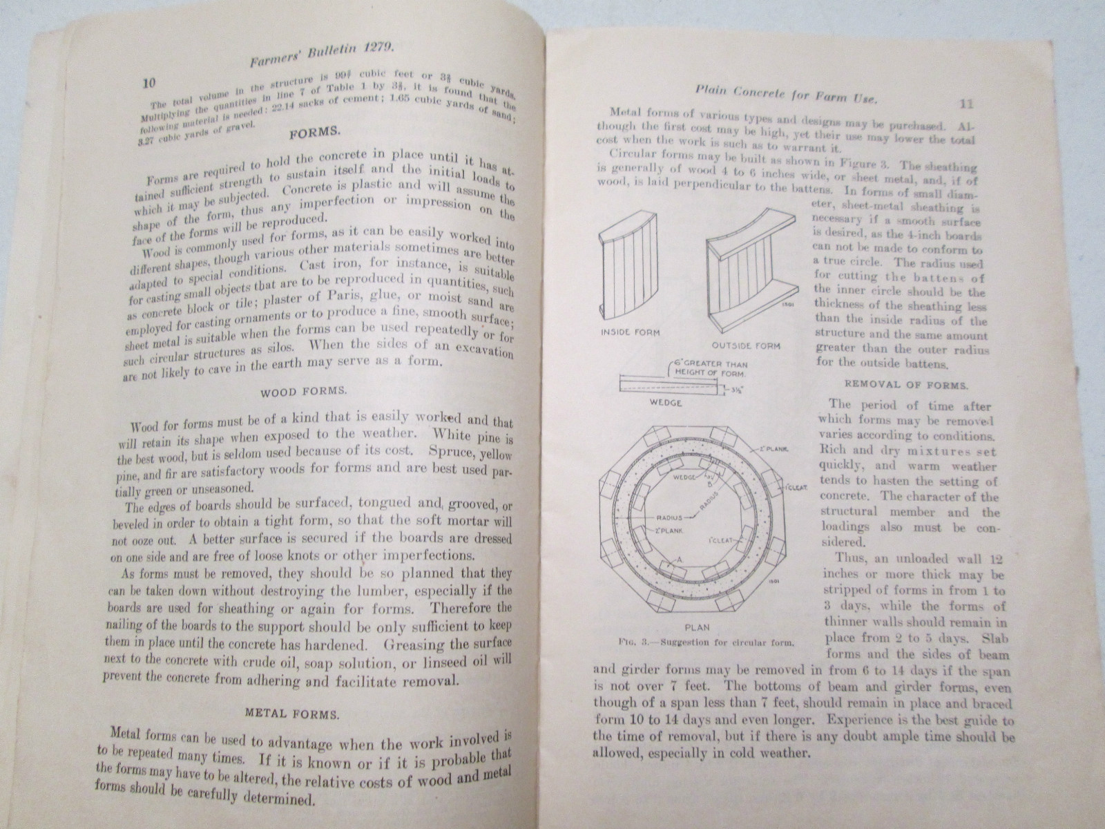 1926 US Department of Agriculture Farmers Bulletin No1279 Concrete For Farm Use
