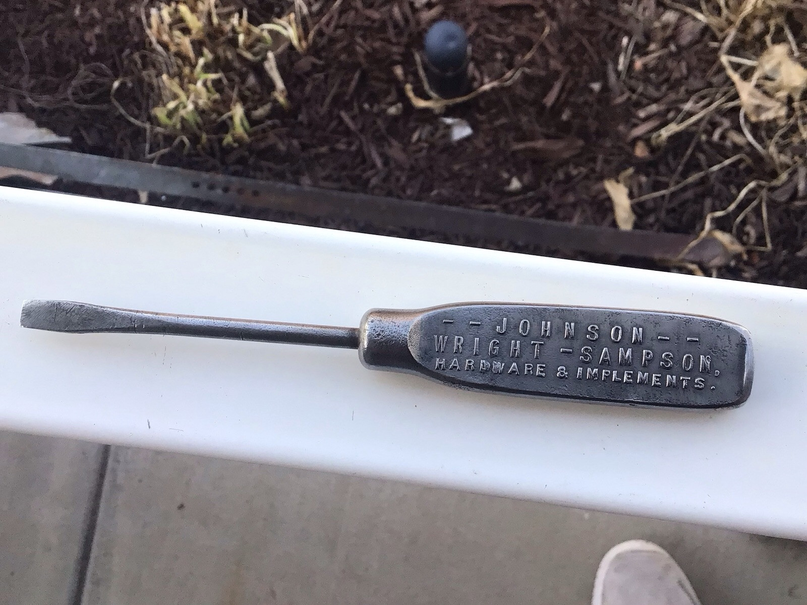 Vintage Screwdriver Johnson Wright Sampson Implements Belmond Iowa Advertising
