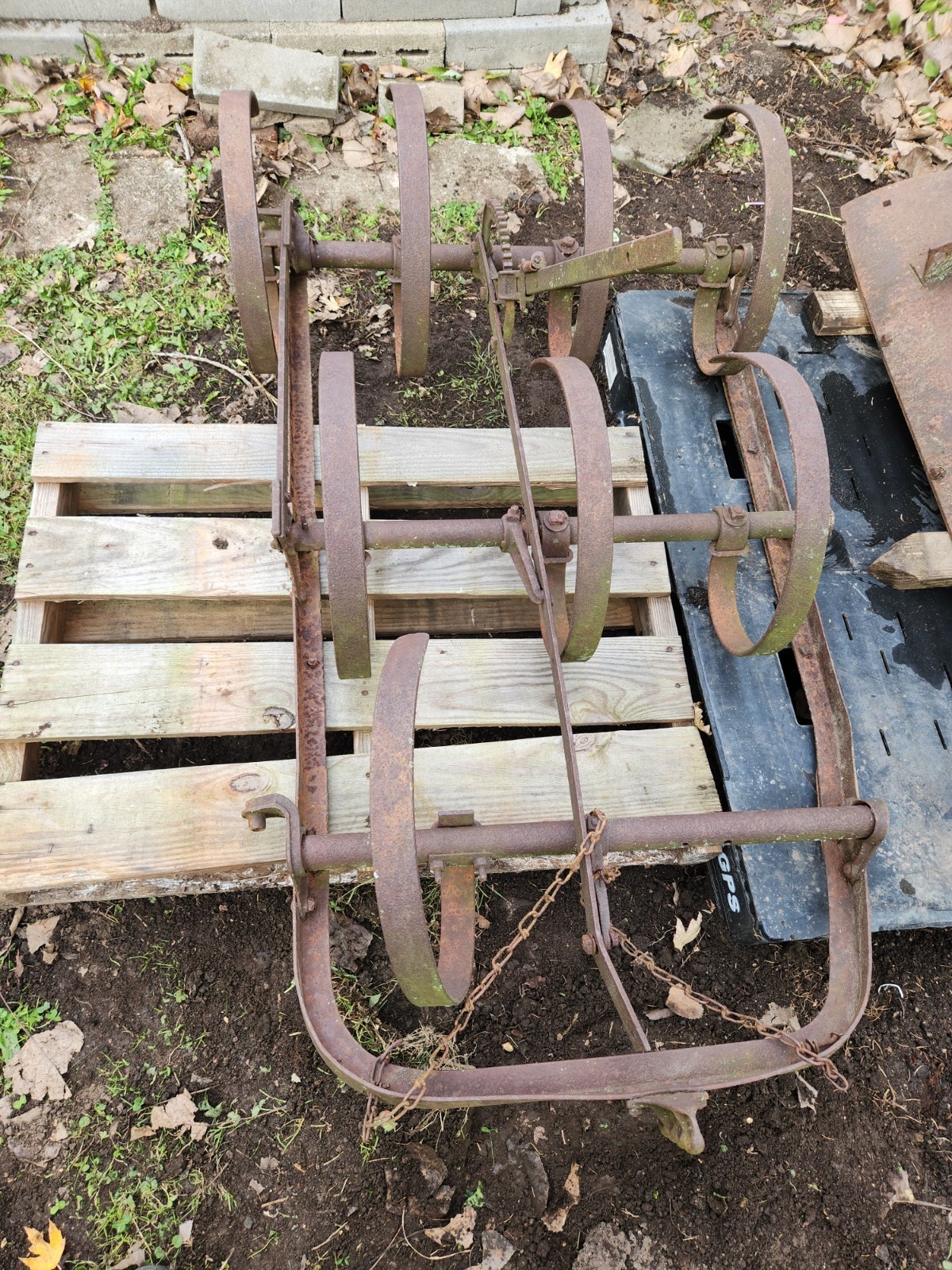 Antique Spring Tooth Harrow – Vintage Farm Equipment