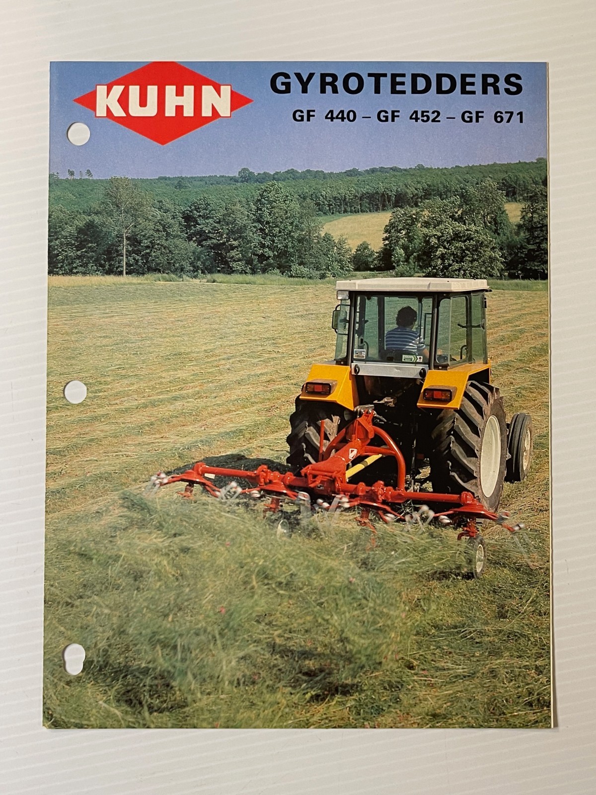 Vintage Original Kuhn Gyrotedders GF440 / GF671 – Dealer Sales Brochure *1980s*