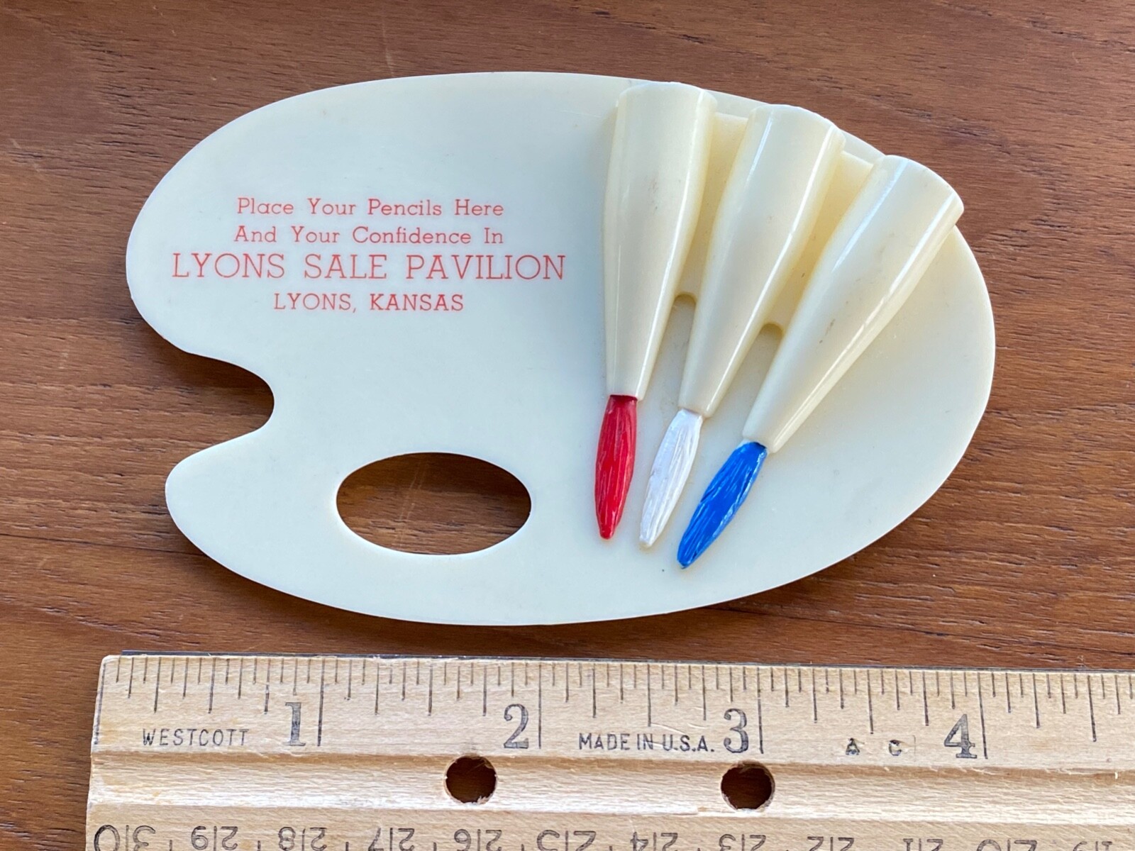 VTG Lyons Kansas Sale Pavilion Livestock Stock Yard Ag Advertising Pencil Holder