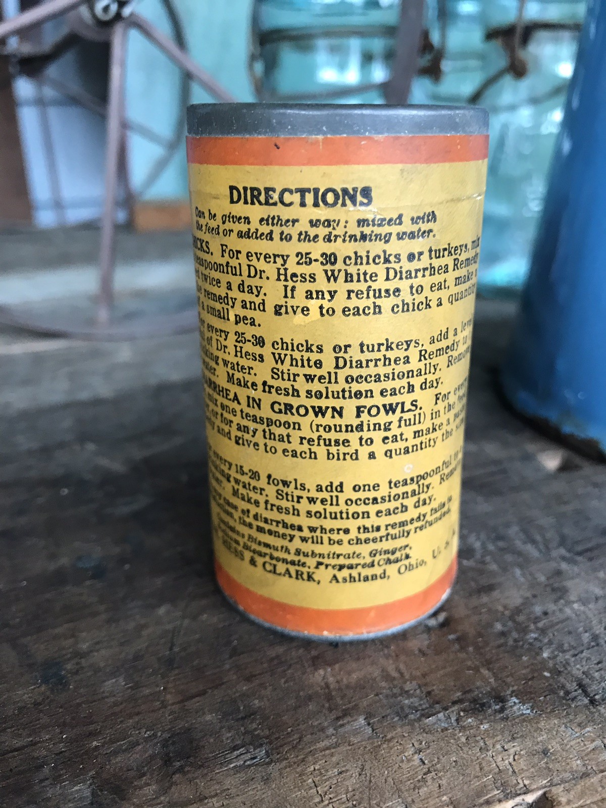 Antique Dr. Hess White Diarrhea For Chicks 25cent Can Farm Medicine Rare