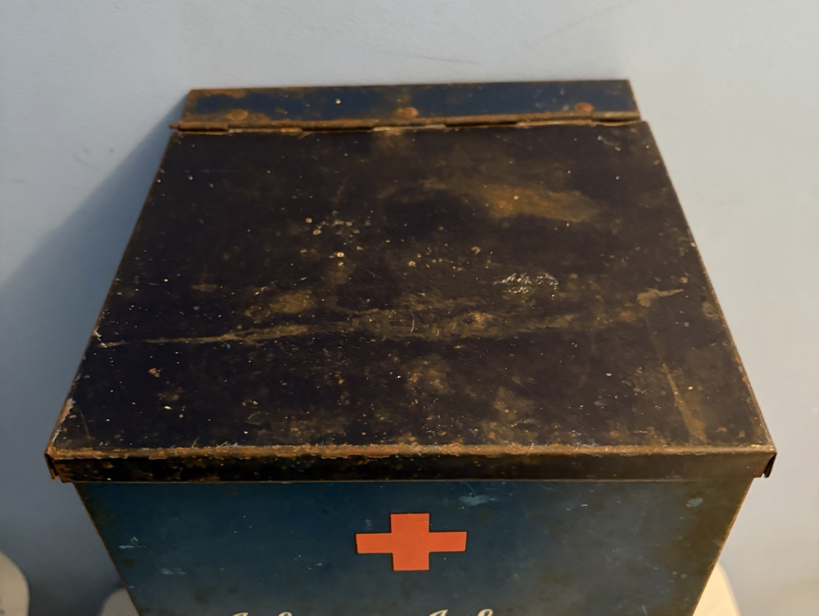 Vintage Johnson & Johnson Clean Milk Filter Discs Farm Cows 16.5” Metal Cabinet